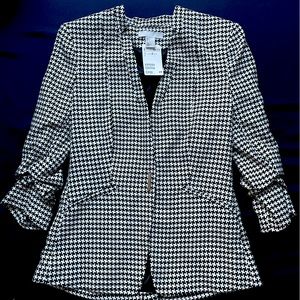 H&M Blazer, black and white, quarter sleeve length. Size 8 - new, never worn!